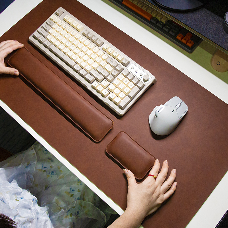 Tappetino da Scrivania Imperme - Keyboard Wrist Pad Leather recensione e prezzo